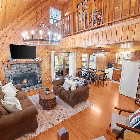 Firefly Lodge - Cozy 4 Bedroom Cabin Minutes To Helen Sautee Nacoochee Exterior foto